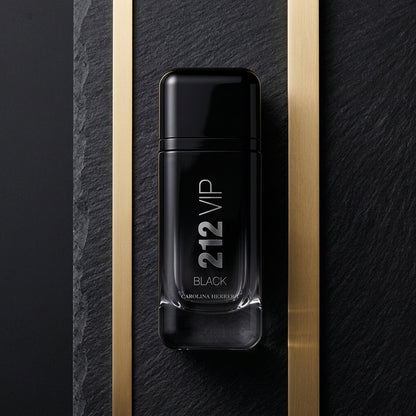212 VIP Black Own The Party NYC - Carolina Herrera